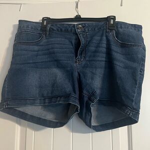 Natural Reflections Blue Jean Shorts Classic Style
